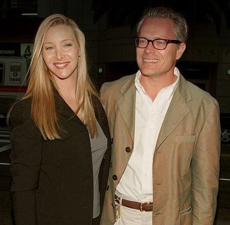   Actriz, escritora, productora, comediante, Lisa Kudrow con el padre de su hijo y esposo, Michel Stern.