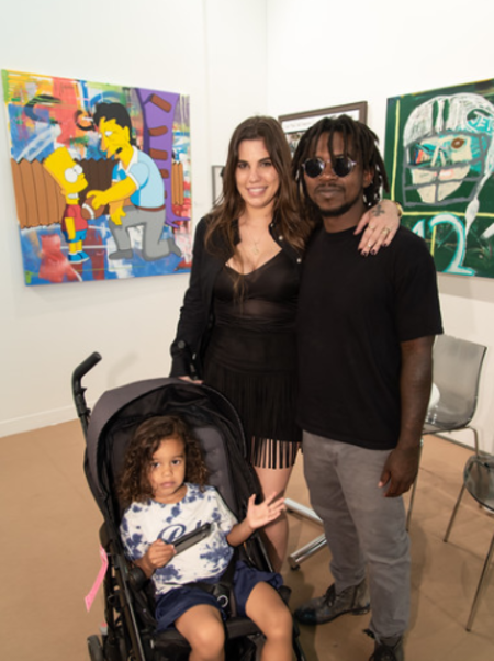   Olivia Namath con su esposo e hija